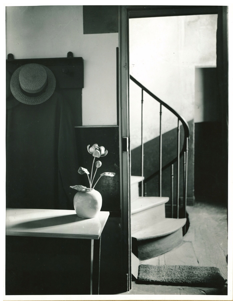 Image no. 218: Chez Mondrian (Andre Kertesz), code=V, ord=10, date=1926