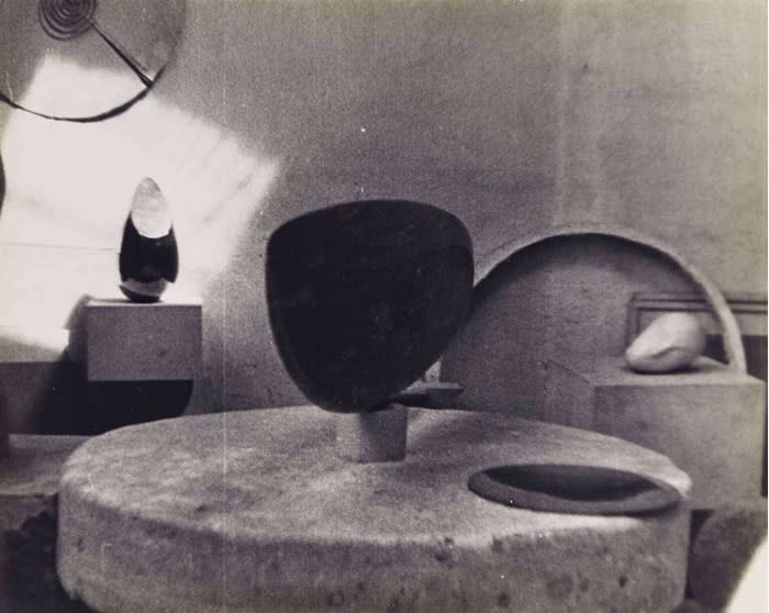 Image no. 194: Vue D`Atelier (Constantin Brancusi), code=H, ord=43, date=1925