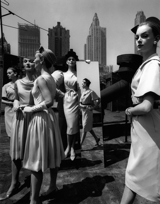 Image no. 256: Evelyn, Isabella, Nena + Mir... (William Klein), code=V, ord=1000, date=1959