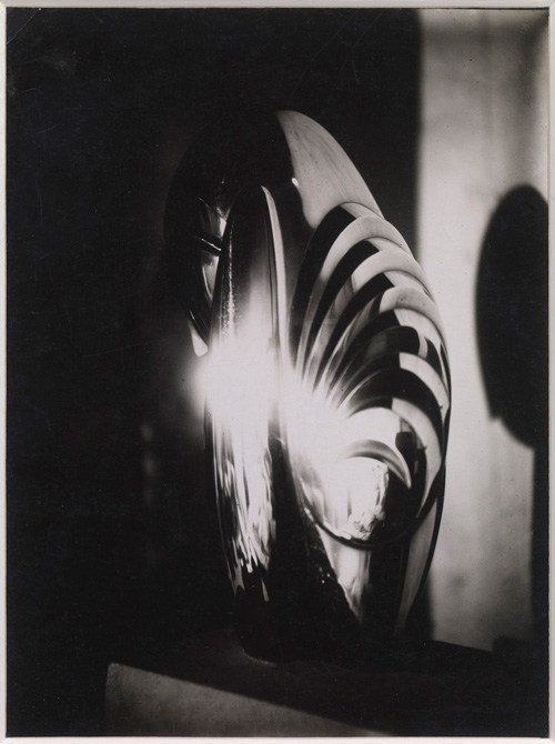 Image no. 167: Mlle Pogany (Constantin Brancusi), code=V, ord=28, date=1920