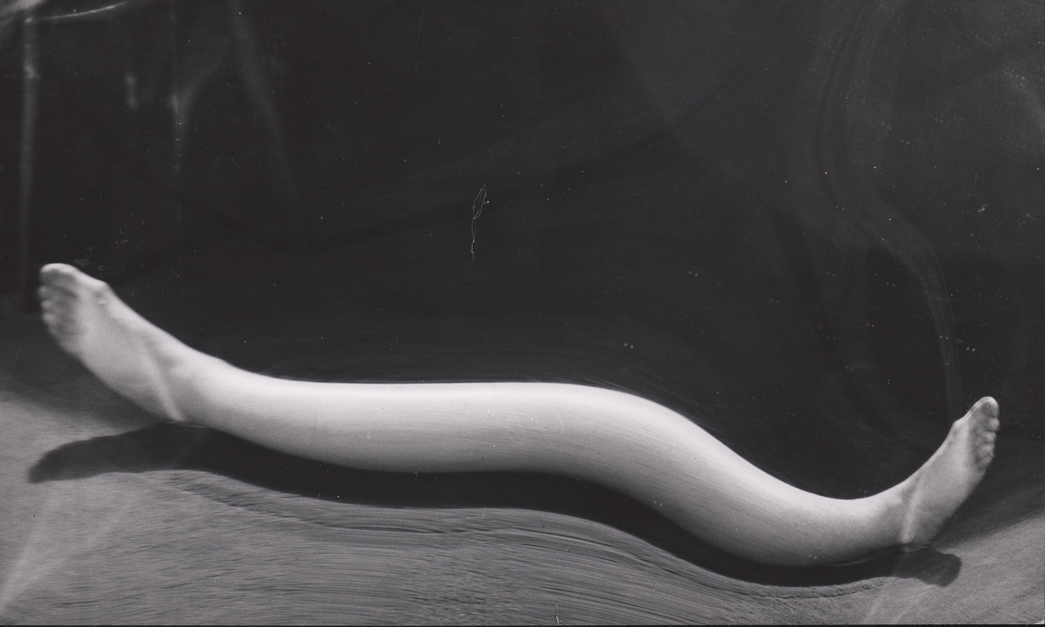 Image no. 8: Distortion 46 (Andre Kertesz), code=H, ord=110, date=1933