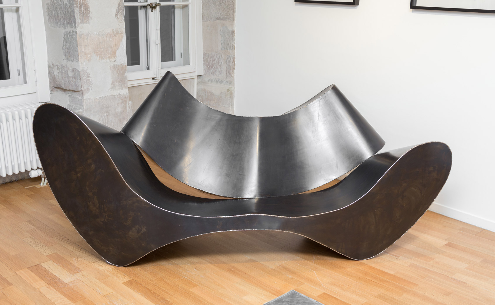 Image no. 38: D-Sofa (Ron Arad), code=H, ord=1000, date=1994