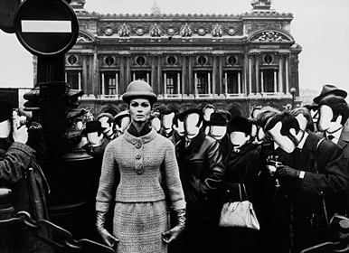 Image no. 40: Isabella + Opera + Blank Fac... (William Klein), code=H, ord=1000, date=1963