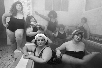 Image no. 41: Club Allegro Fortissimo, Paris, (William Klein), code=H, ord=1000, date=1990