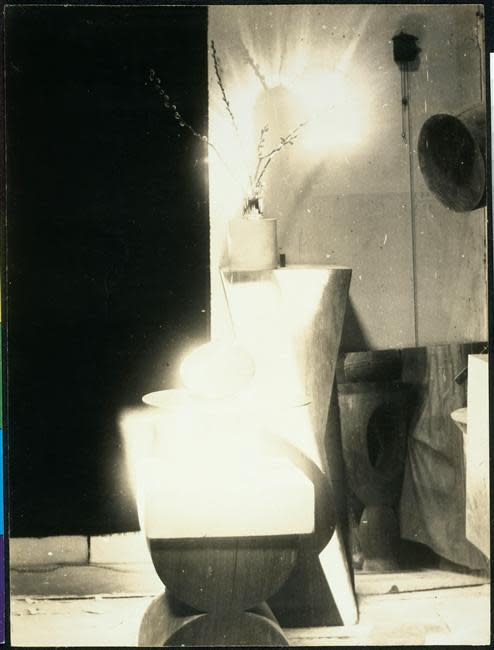 Image no. 195: Vue d`atelier : Le Nouveau-N... (Constantin Brancusi), code=V, ord=1000, date=-